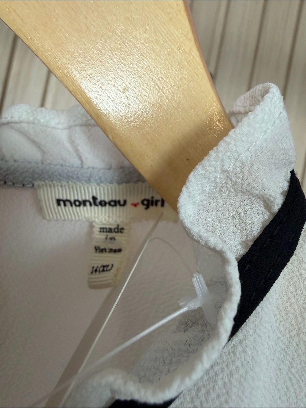 Monteau Cream Wide-Leg Pants with White Sleeveless Blouse - Picture 7 of 7